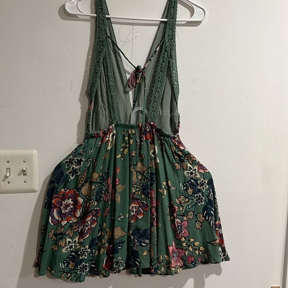 Illa Illa Floral Green Sleeveless Dress size S - Picture 3 of 6
